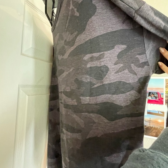 Turf athletics small crewneck camo black/gray - Picture 2 of 4